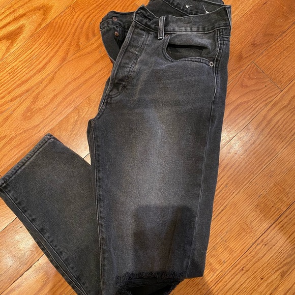 Girlfriend Jean - Picture 1 of 3